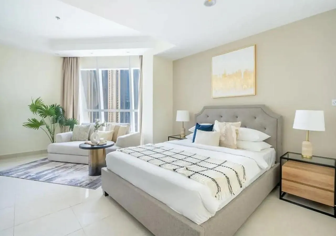 Apartment Studio Apt With Canal And Sea Views Close To Metro Dubai